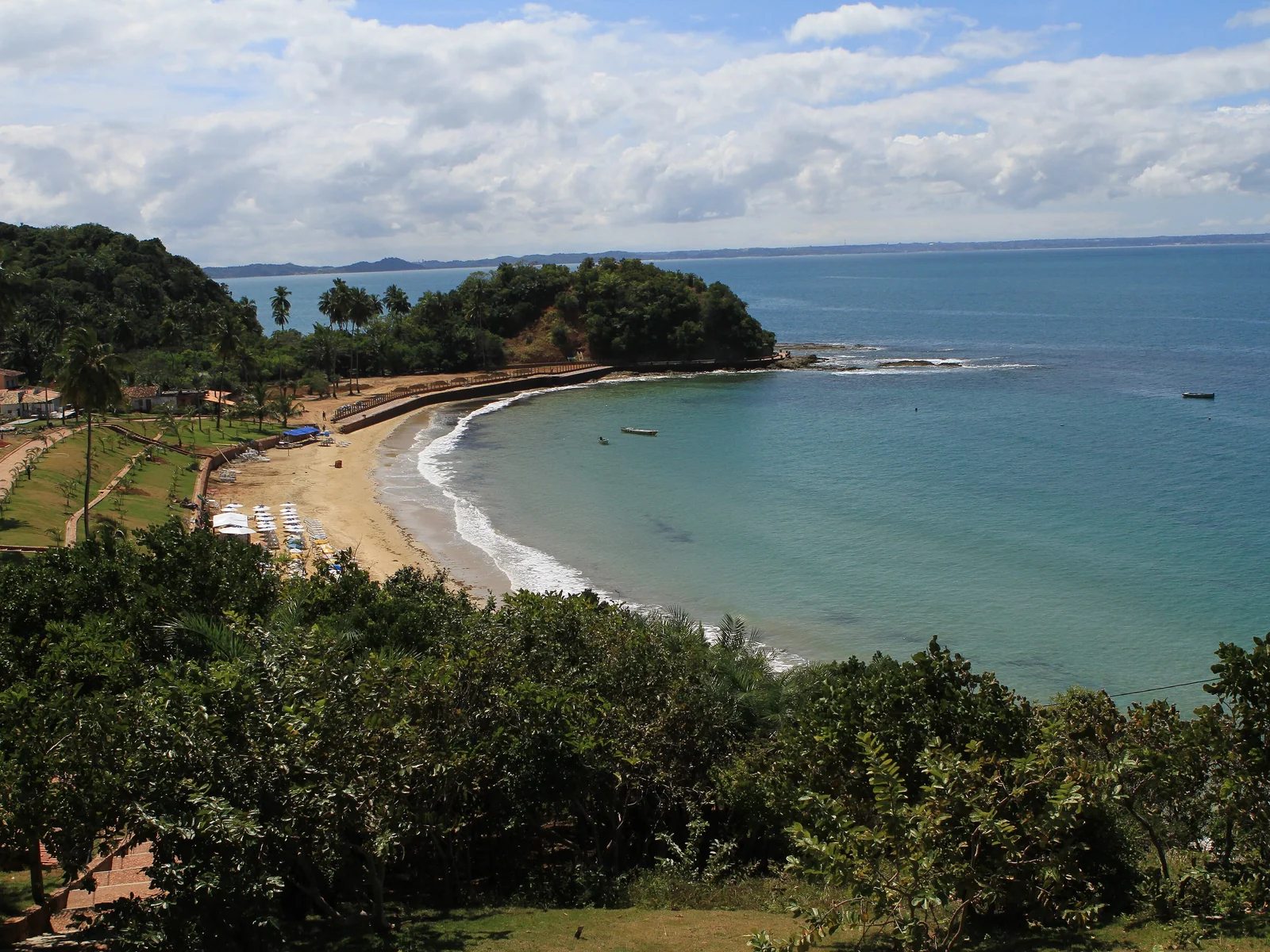 Escuna na Ilha dos Frades — Salvador, Bahia · foto por Tatiana Souza