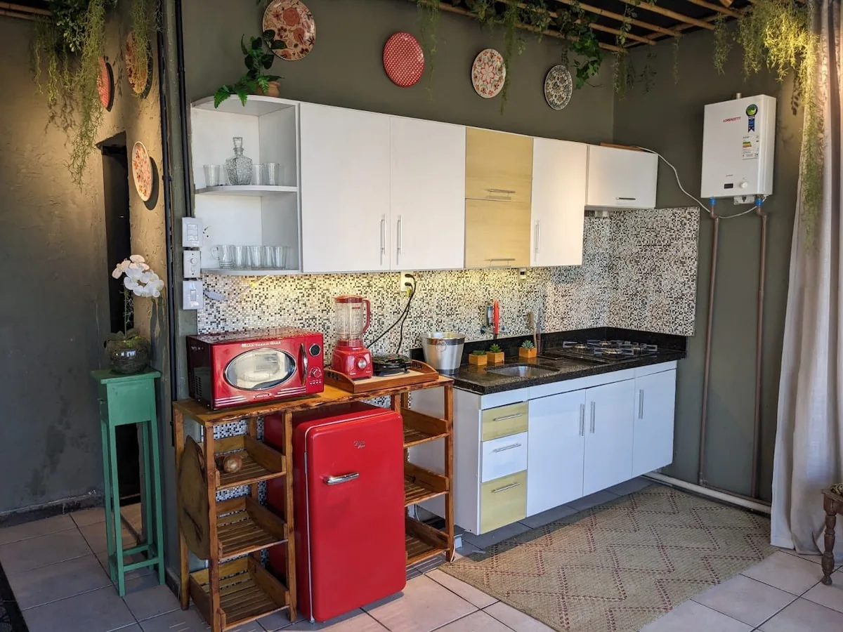 Cozinha completa — Vista do Elevador e Mar + Jacuzzi, Salvador, Bahia