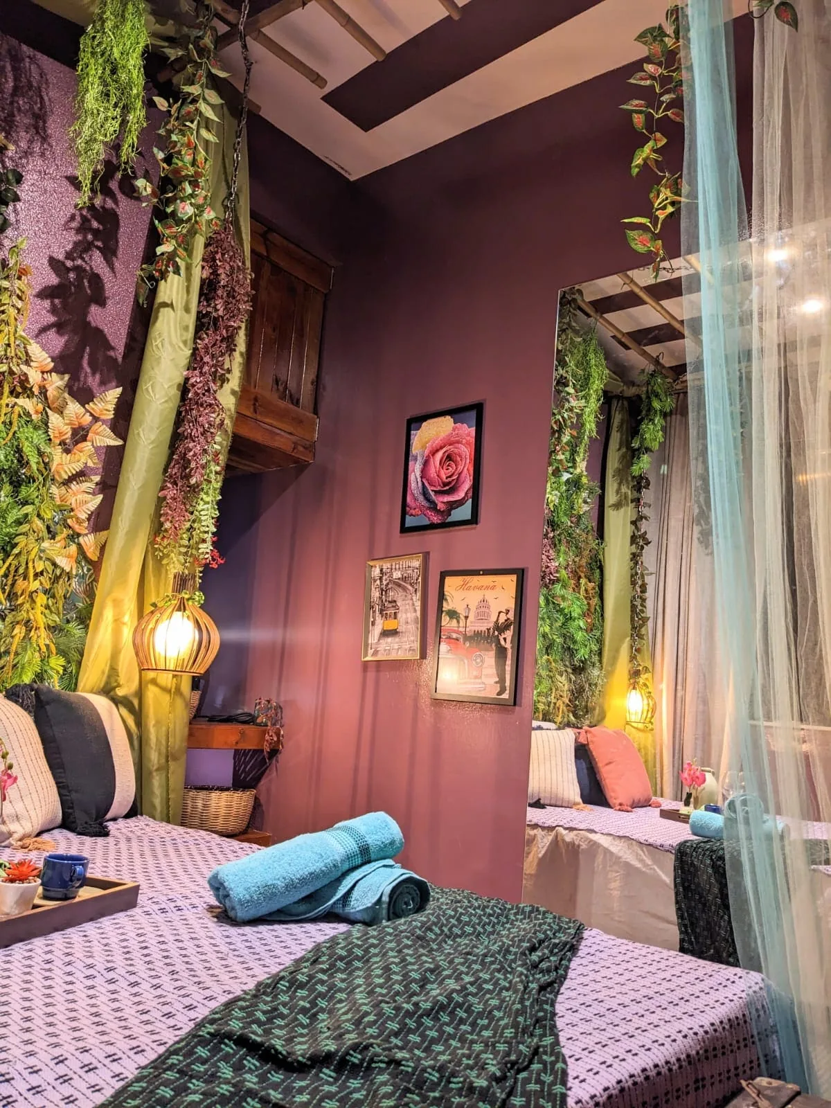 Quarto — Perto do Famoso Elevador e Hotel Fasano, Salvador, Bahia